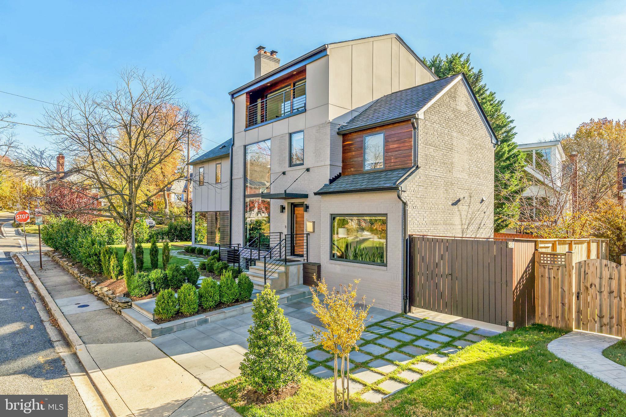 4319 Murdock Mill Road Northwest Washington, DC 20016 - Photo 4 of 49 View looking South East