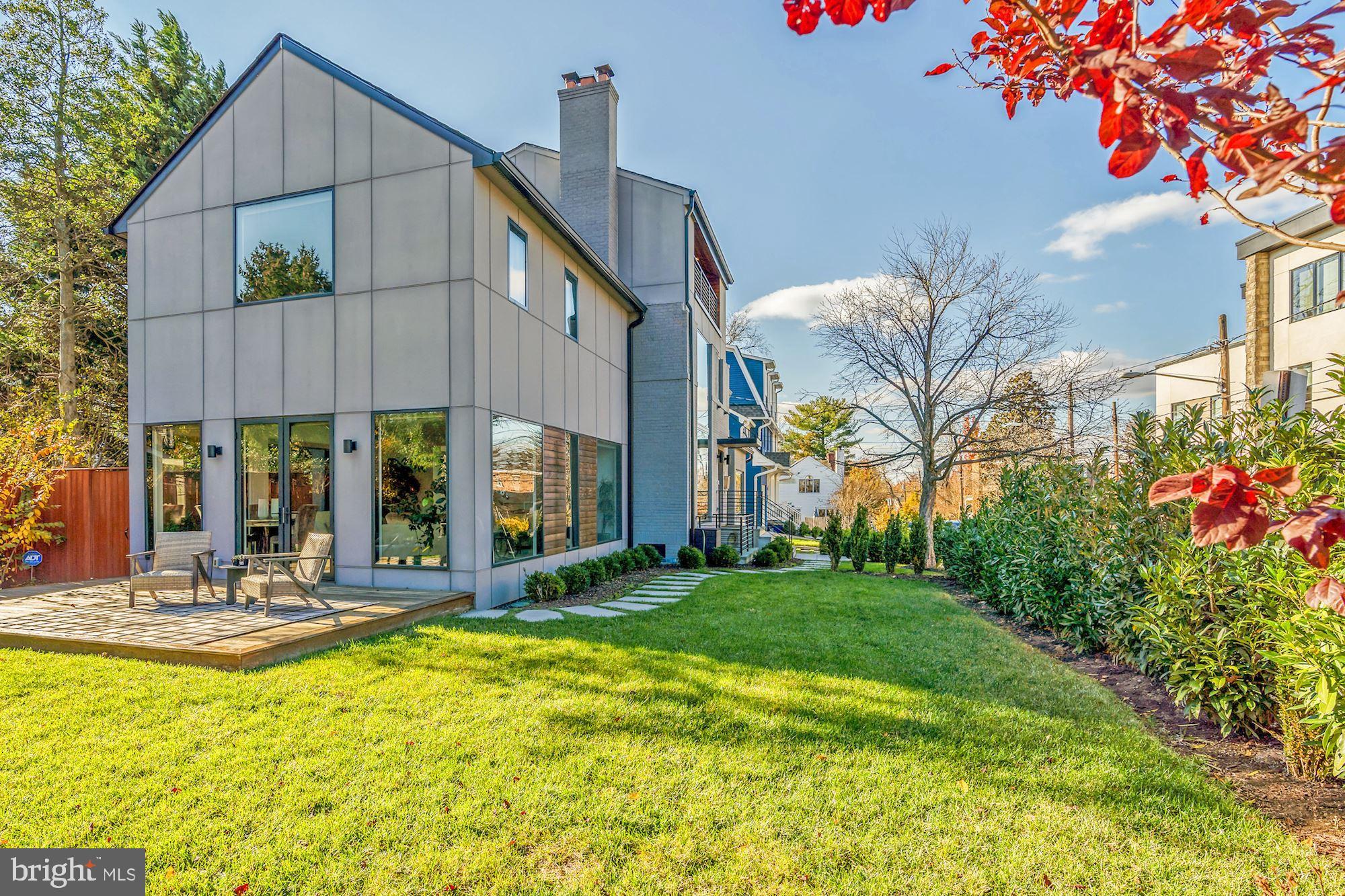 4319 Murdock Mill Road Northwest Washington, DC 20016 - Photo 40 of 49 Big Yard