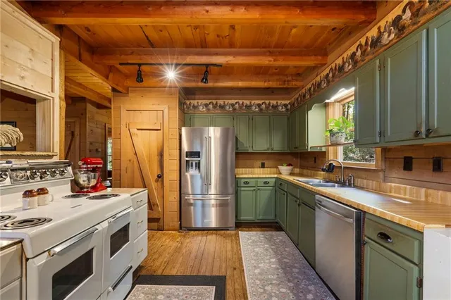 $2,105,775 | 7790 Atlanta Newnan Road, Chattahoochee Hills, GA 30268