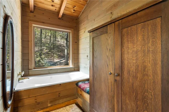 $2,105,775 | 7790 Atlanta Newnan Road, Chattahoochee Hills, GA 30268