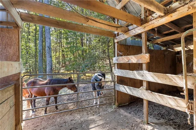 $2,105,775 | 7790 Atlanta Newnan Road, Chattahoochee Hills, GA 30268