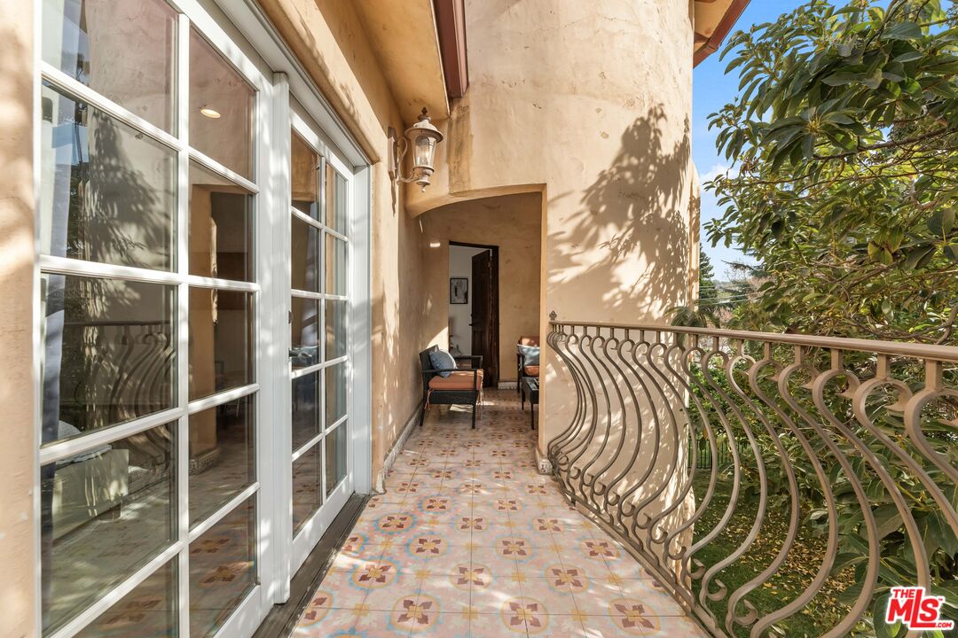 12109 Maxwellton Road Studio City, CA 91604 - Photo 35 of 75