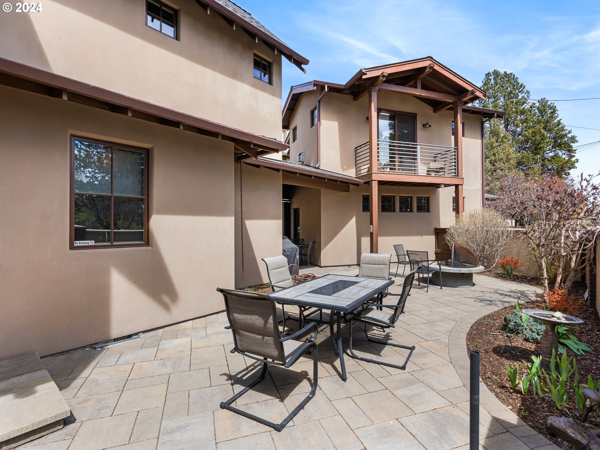 1506 Northwest Awbrey Road Bend, OR 97703 - Photo 28 of 41 Gallery Image 28