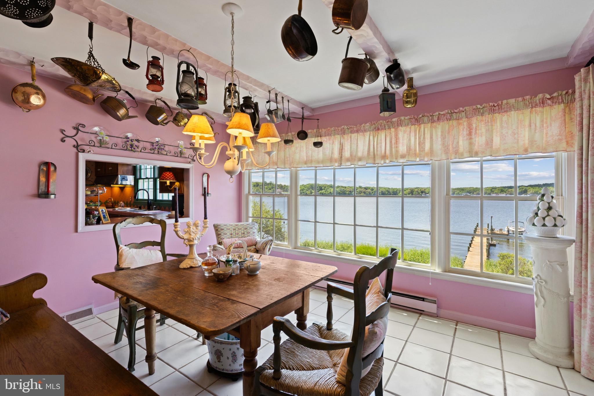 1552 Widows Mite Road Edgewater, MD 21037 - Photo 10 of 51 Breakfast room