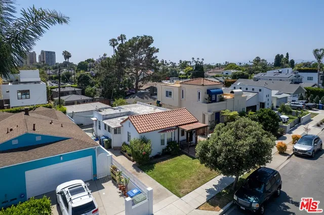 a picture of houses with outdoor space