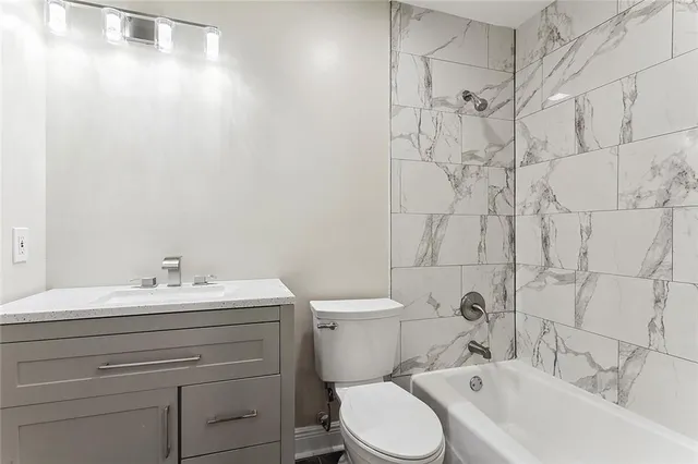 $229,000 | 1204 Madewood Road, Laplace, LA 70068