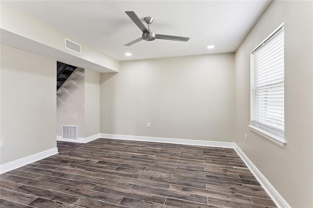 1204 Madewood Road Laplace, LA 70068 - Photo 3 of 28