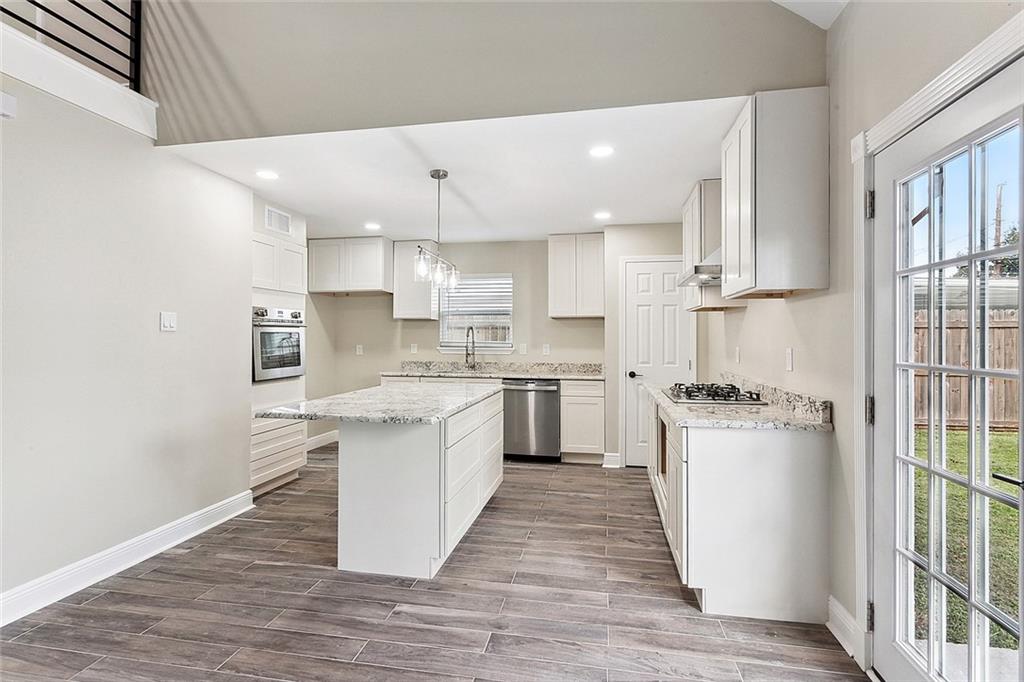 1204 Madewood Road Laplace, LA 70068 - Photo 7 of 28