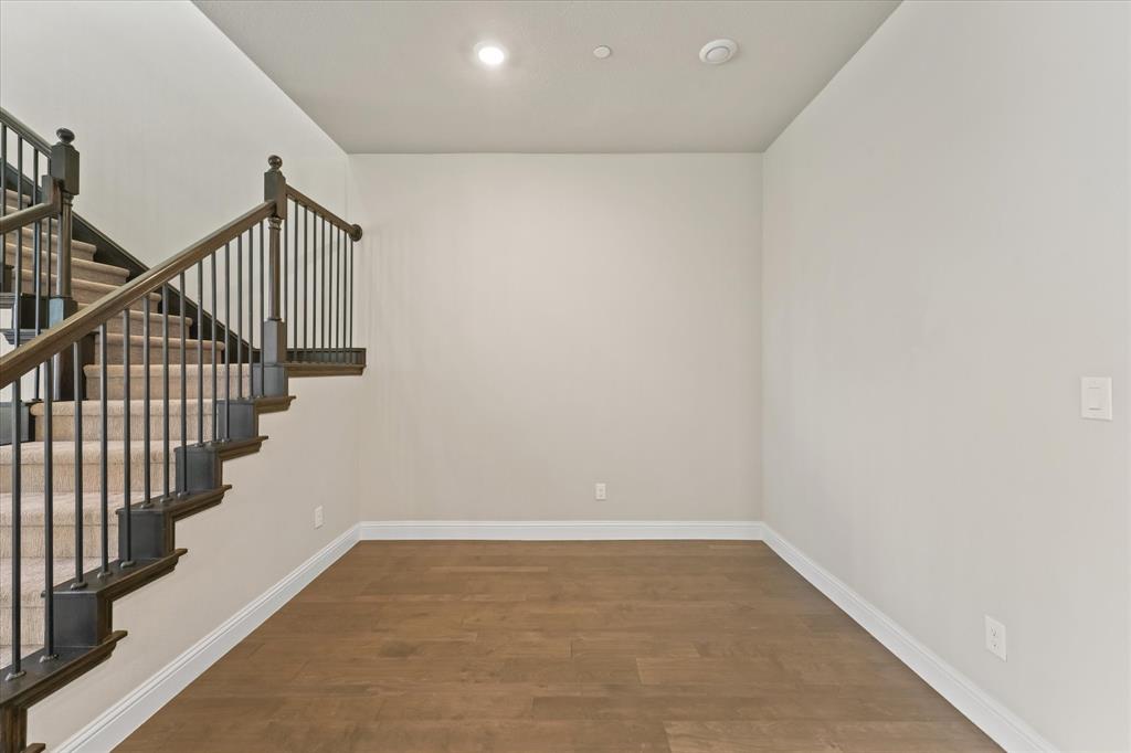 7401 Sunset Boulevard Rowlett, TX 75088 - Photo 9 of 35 a view of entryway