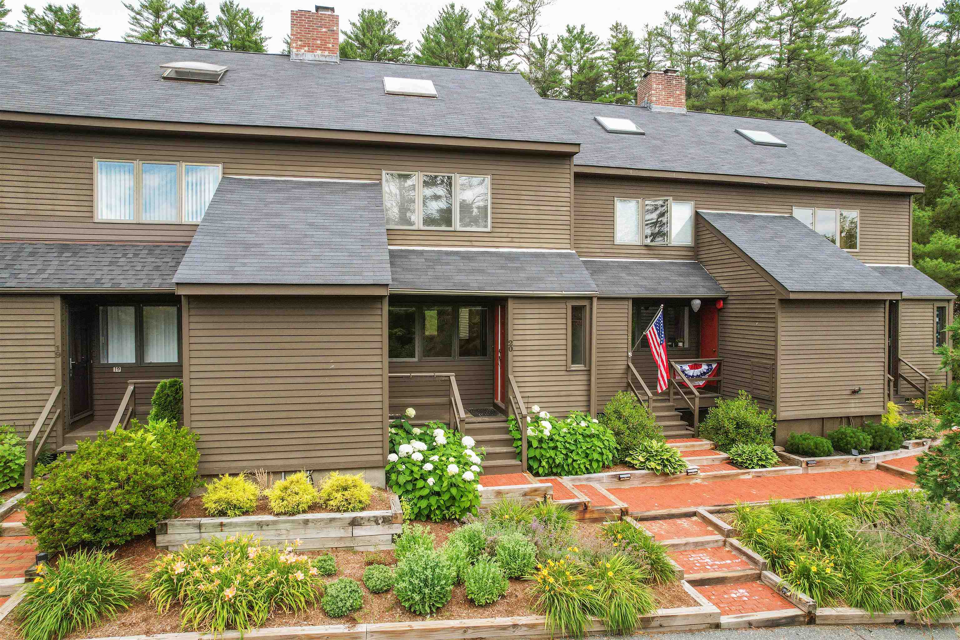 20 College Hl Road Hanover, NH 03755 - Photo 1 of 27 Gallery Image 1