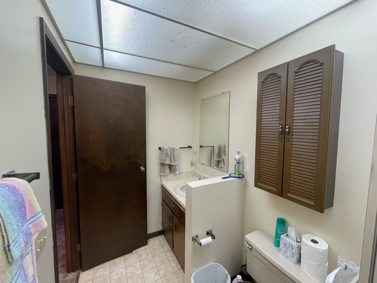 830 South Green Meadow Drive Decatur, IL 62521 - Photo 17 of 26 a bathroom with a sink toilet and shower