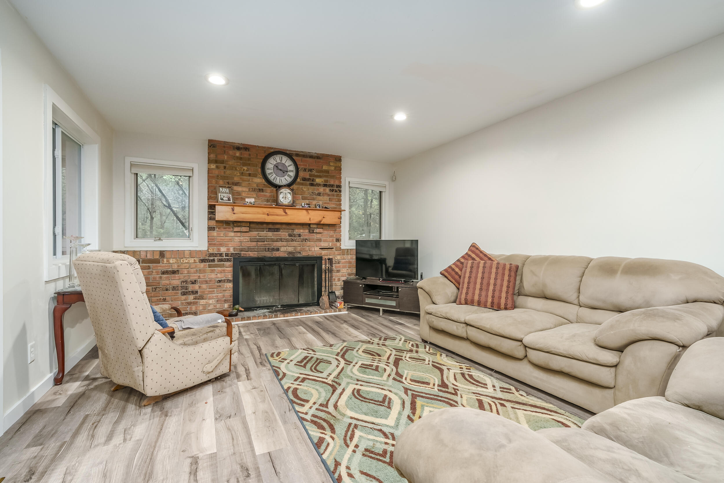 87 Royal Road Springfield, MI 49037 - Photo 14 of 39 Royal_Rd_87_Springfield_49037-10
