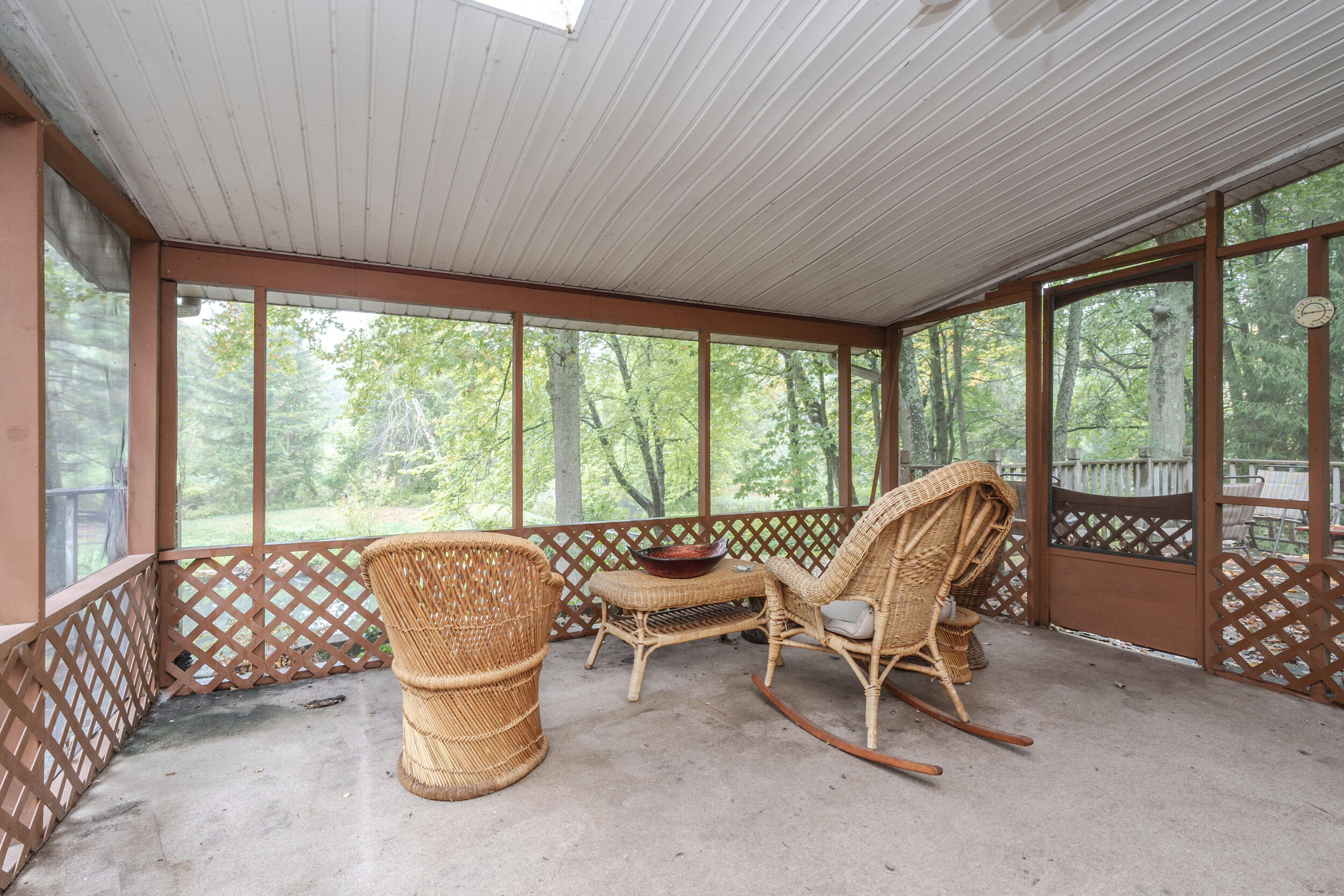 87 Royal Road Springfield, MI 49037 - Photo 17 of 39 Royal_Rd_87_Springfield_49037-13
