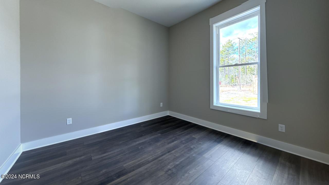 951 Wimberley Road Boiling Spring Lakes, NC 28461 - Photo 13 of 23 iBaVMTDHxqh-Bedroom