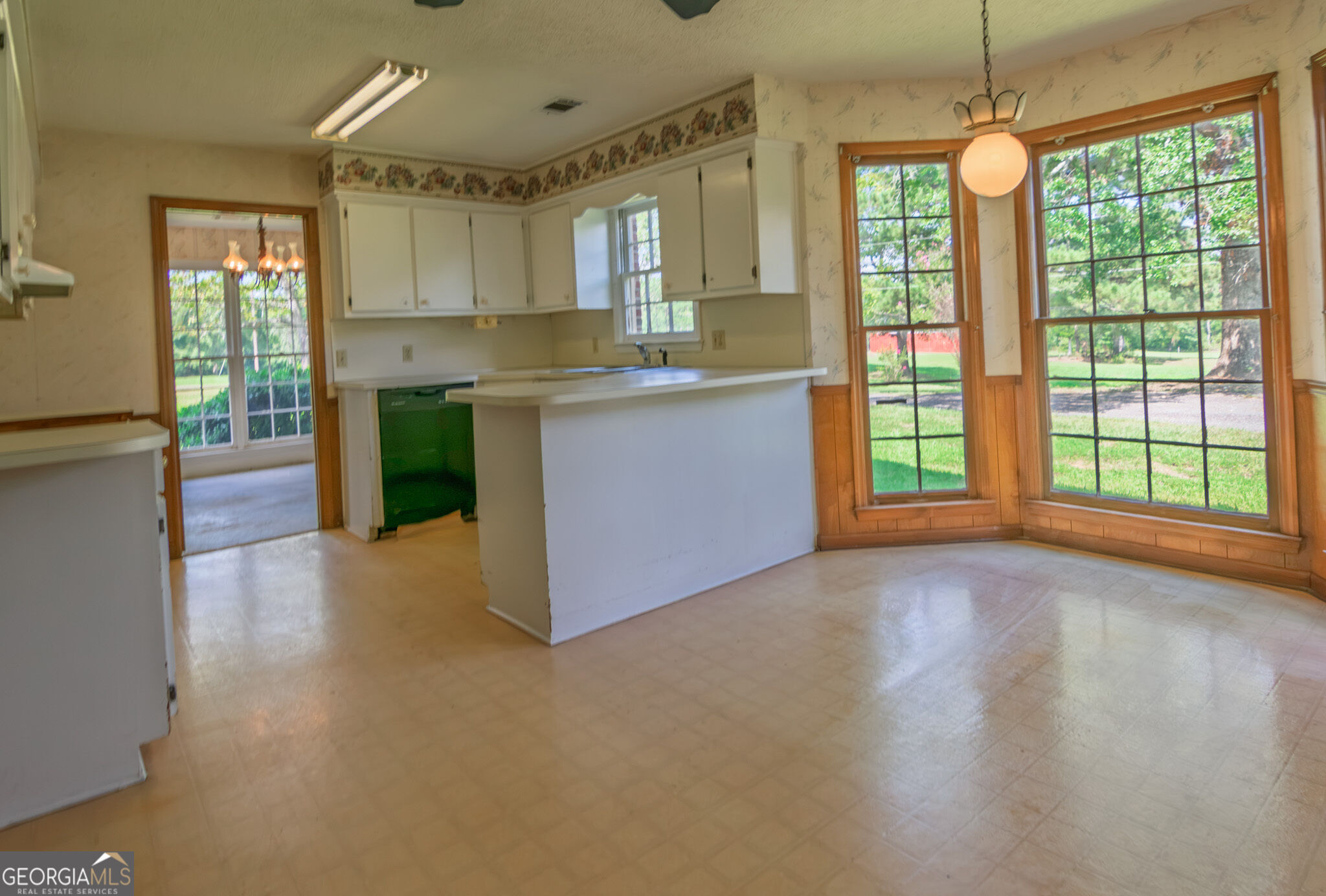 616 Twin Lakes Road Waverly Hall, GA 31831 - Photo 10 of 98 Gallery Image 10