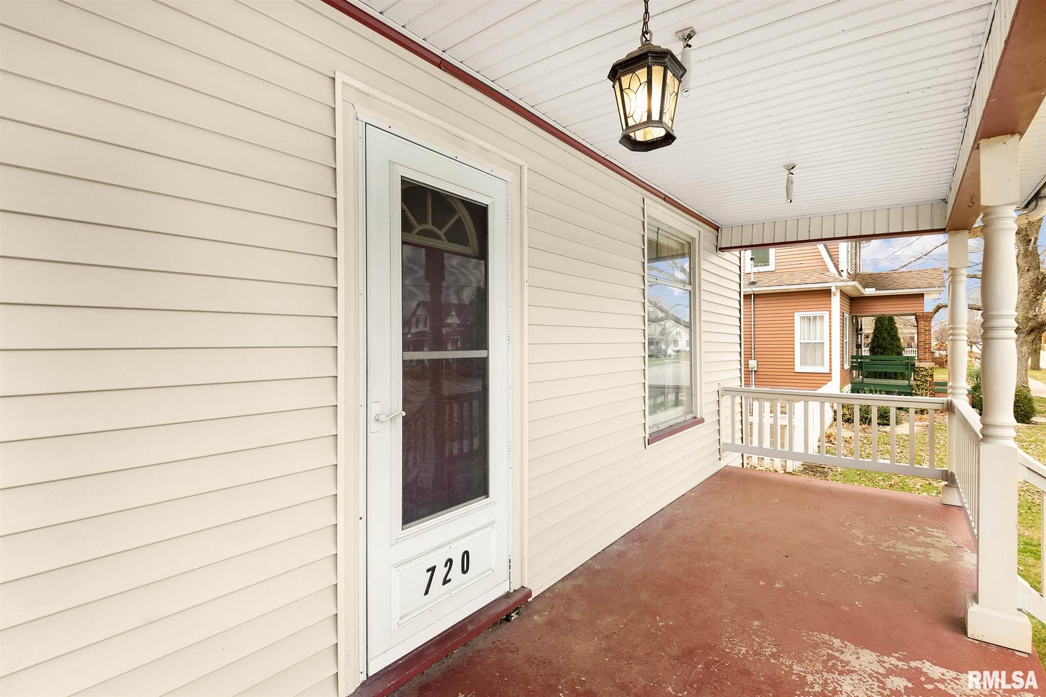 720 East Chestnut Street Canton, IL 61520 - Photo 3 of 36 Gallery Image 3