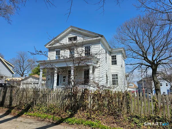 $1,800 | 19 Howard Avenue, Unit 2, New Haven, CT 06519