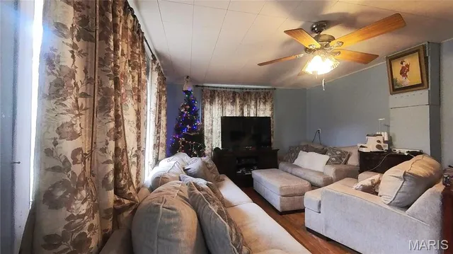 $219,900 | 6304 County Road 1820, Pomona, MO 65789