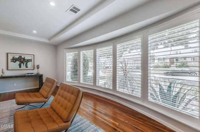 $1,740,000 | 4884 Presidio Drive, Los Angeles, CA 90043