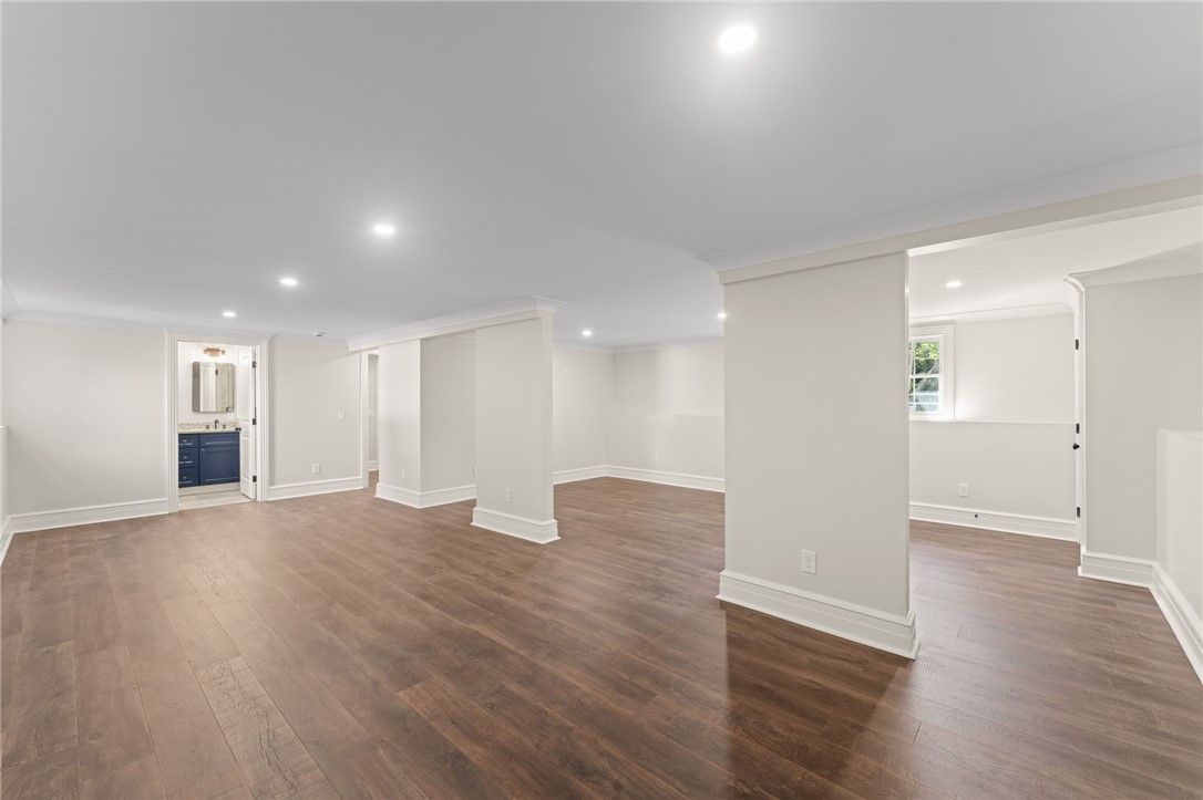 4 Shore Road Westerly, RI 02891 - Photo 33 of 46