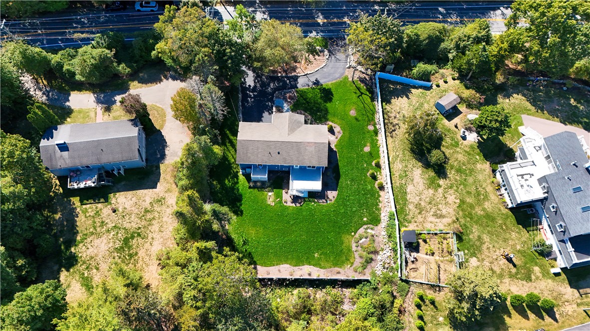 4 Shore Road Westerly, RI 02891 - Photo 41 of 46