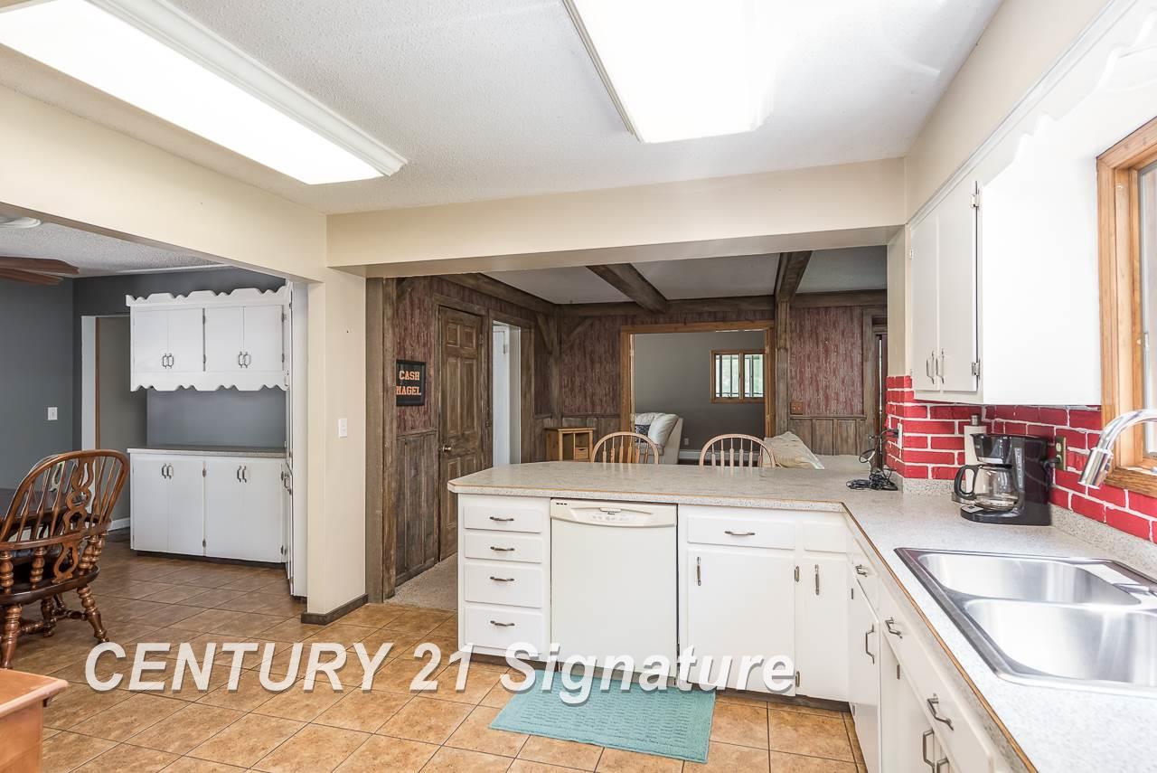 13275 Ring Road St. Charles, MI 48655 - Photo 10 of 35