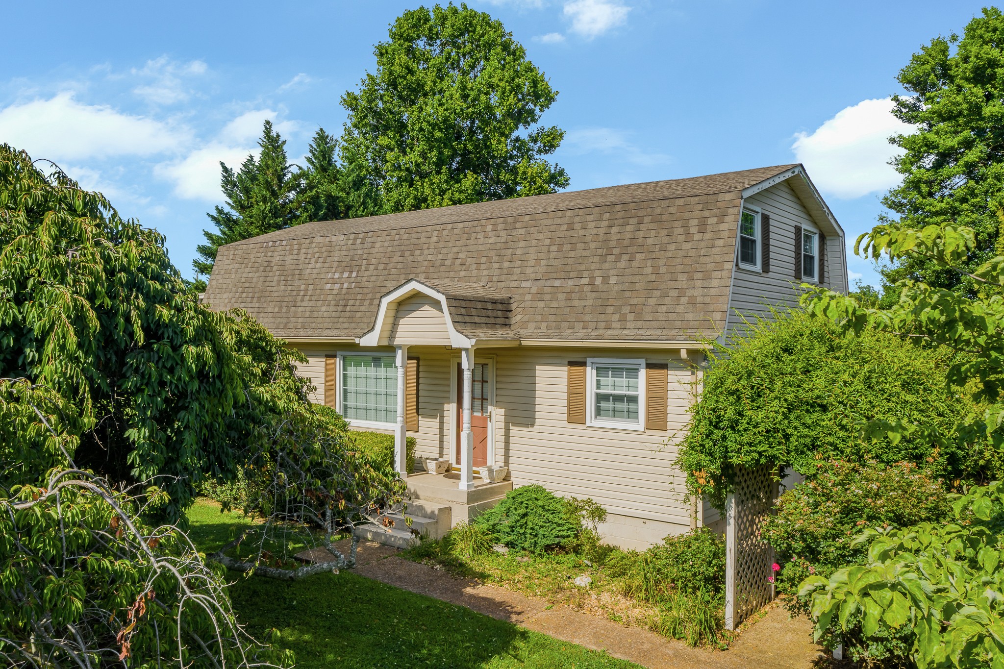 1459 Maxwell Road Belvidere, TN 37306 - Photo 1 of 42 Gallery Image 1