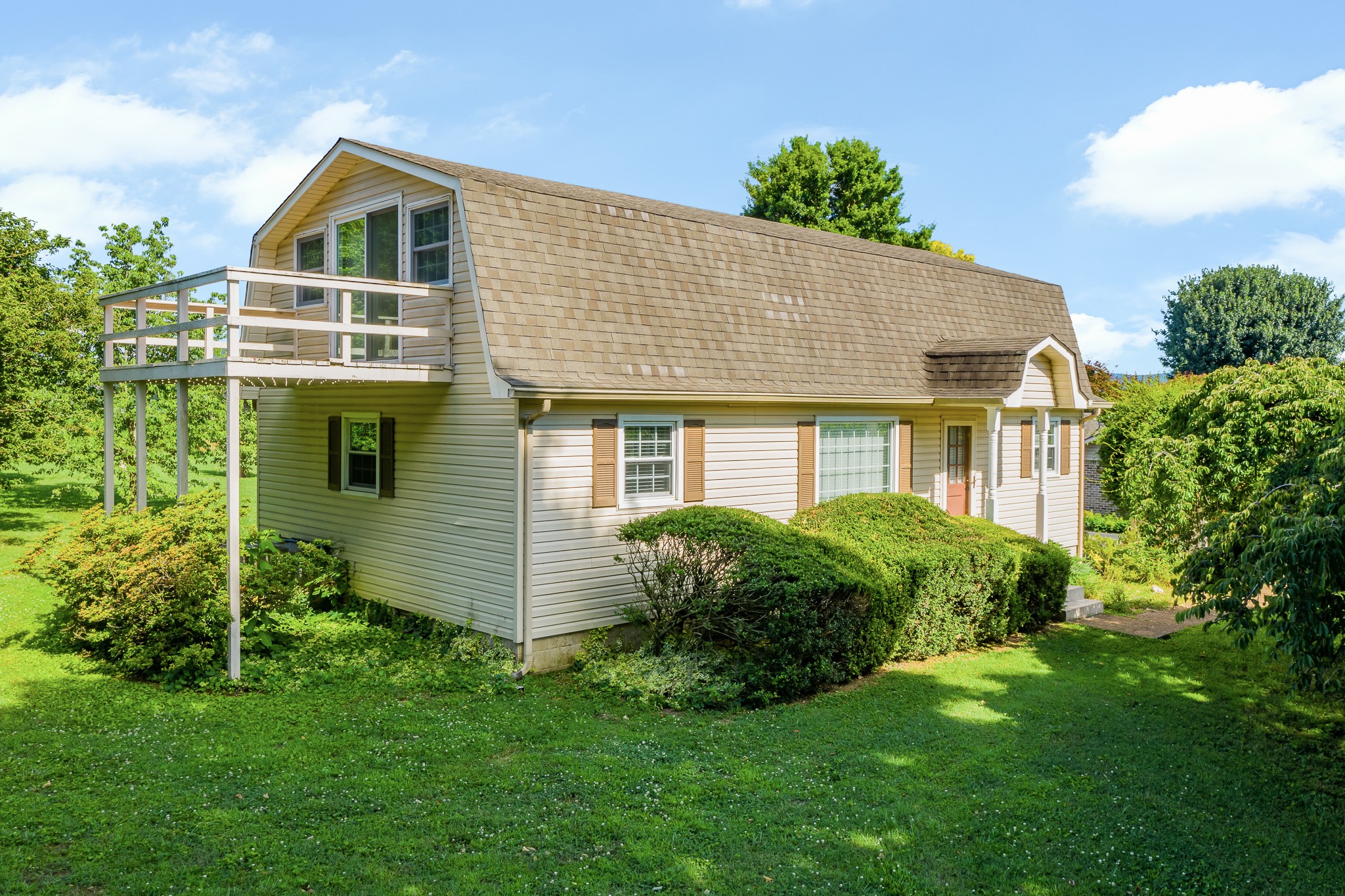 1459 Maxwell Road Belvidere, TN 37306 - Photo 2 of 42 Gallery Image 2