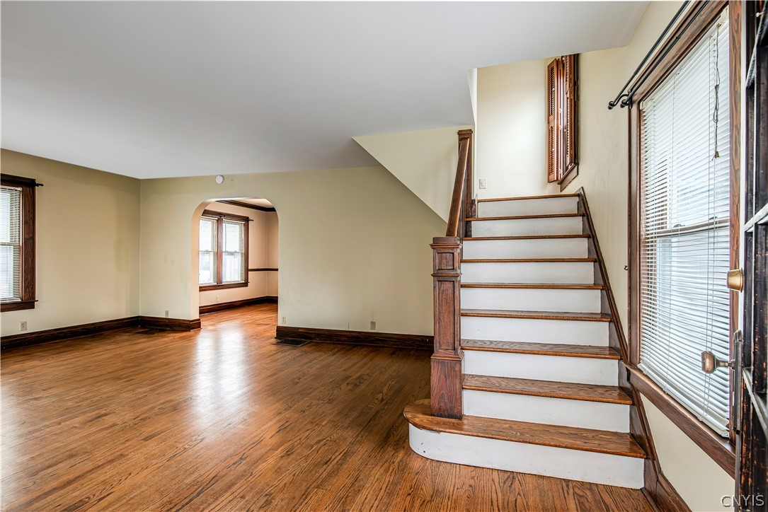 111 Charing Road DeWitt, NY 13214 - Photo 14 of 50