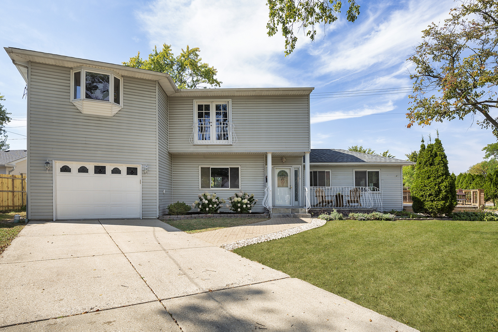 1012 Windsor Road Highland Park, IL 60035 - Photo 1 of 14 Gallery Image 1