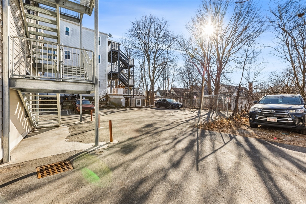 15 Maywood Street Boston, MA 02119 - Photo 5 of 27