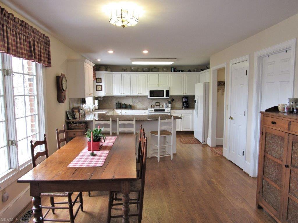 1450 Falcon Ridge Road Blacksburg, VA 24060 - Photo 25 of 66 Gallery Image 25