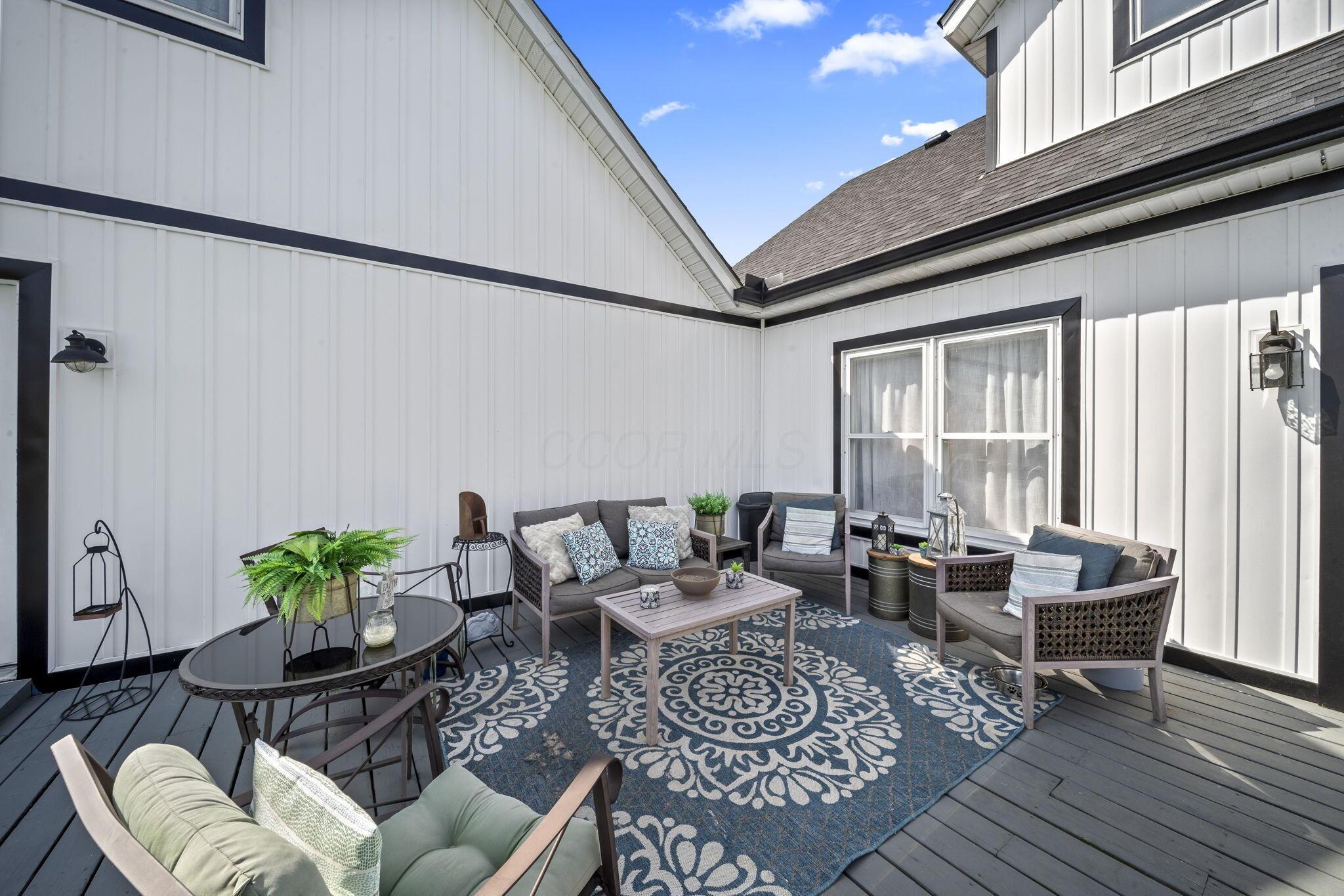 29814 Wolfe Road Circleville, OH 43113 - Photo 70 of 95 BACK DECK