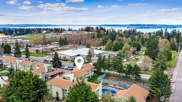 $325,000 | 2409 South 222nd Street, Unit B16, Des Moines, WA 98198