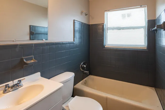 $1,500 | 1009 9th Street, Unit 4, West Palm Beach, FL 33401