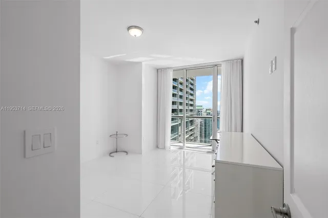 $1,195,000 | 485 Brickell Avenue, Unit 4410, Miami, FL 33131