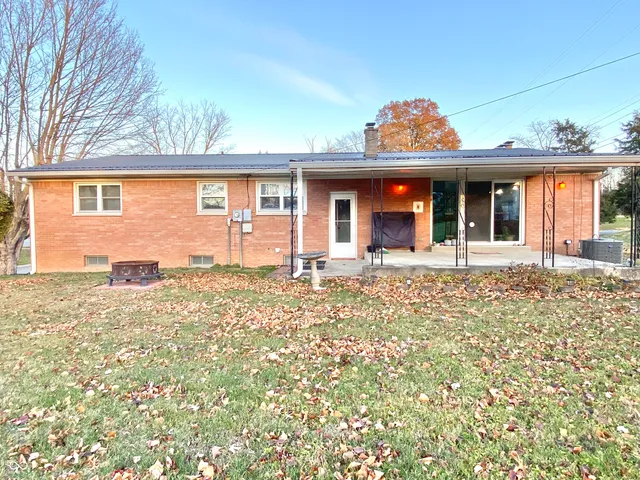 $339,000 | 404 Linwood Drive, Greencastle, IN 46135