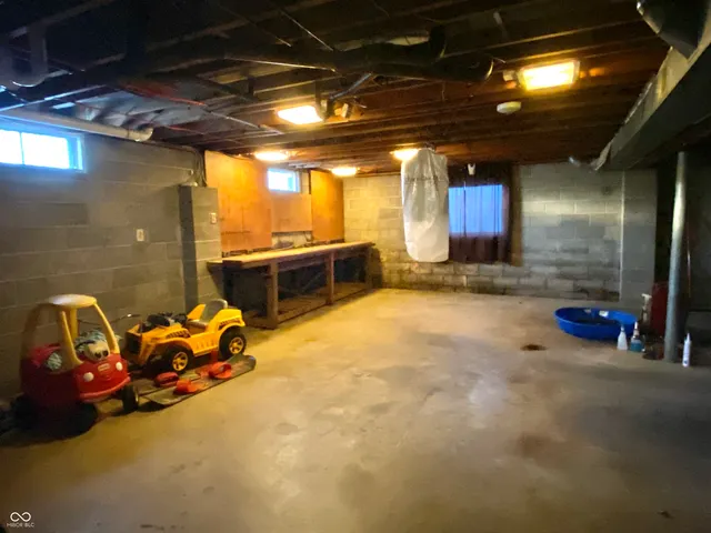 $339,000 | 404 Linwood Drive, Greencastle, IN 46135