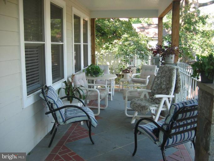 620 Potomac Avenue Silver Spring, MD 20910 - Photo 14 of 20 Porch