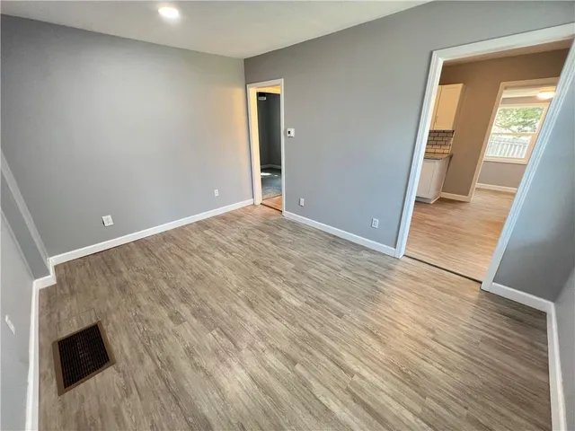 $215,000 | 11117 East 15th Street South, Independence, MO 64052