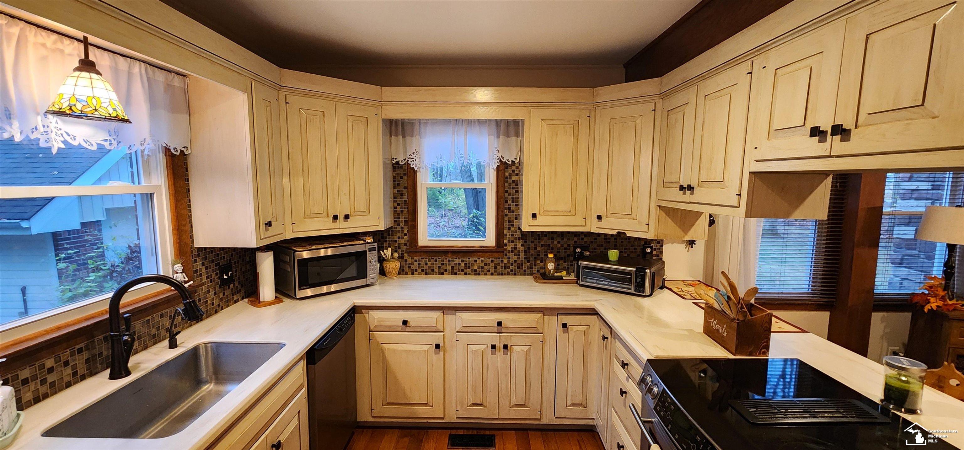 12346 West Dunbar Road Dundee, MI 48131 - Photo 15 of 34 50159396-99221886-828a-4bb8-937c-e491594ff78e.JPG