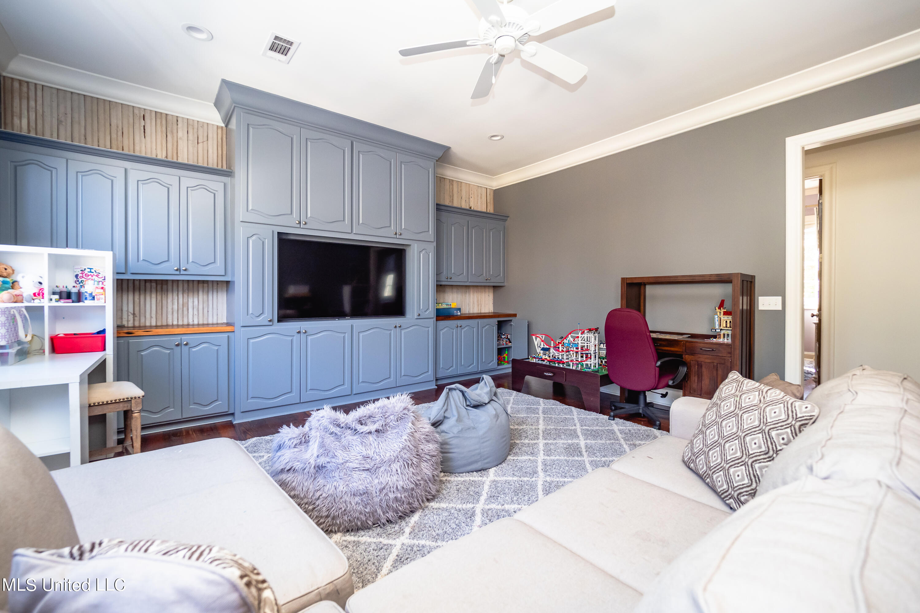 119 Garrison Way Flowood, MS 39232 - Photo 36 of 61 Upstairs Play Room