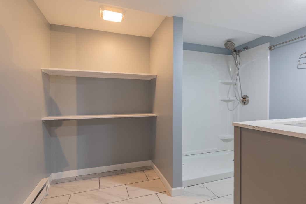 46 Cliffside Drive Cranston, RI 02920 - Photo 19 of 21