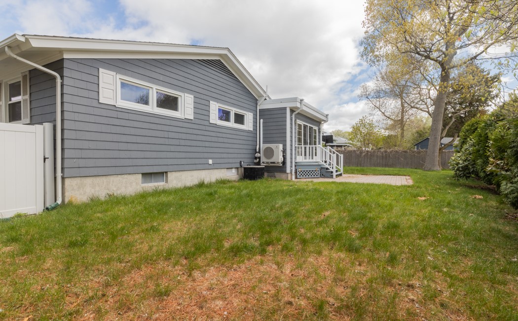 46 Cliffside Drive Cranston, RI 02920 - Photo 21 of 21