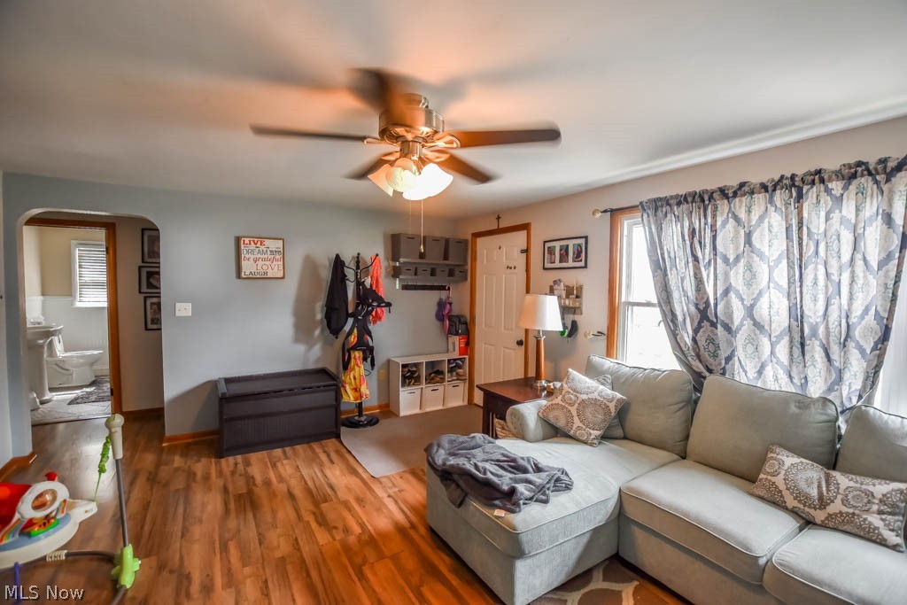 3019 16th Street Northwest Canton, OH 44708 - Photo 4 of 20 Living Room