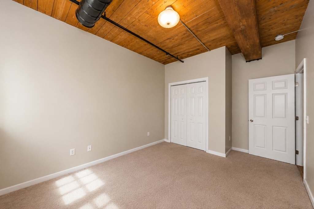540 Main Street, Unit 101 Clinton, MA 01510 - Photo 17 of 24