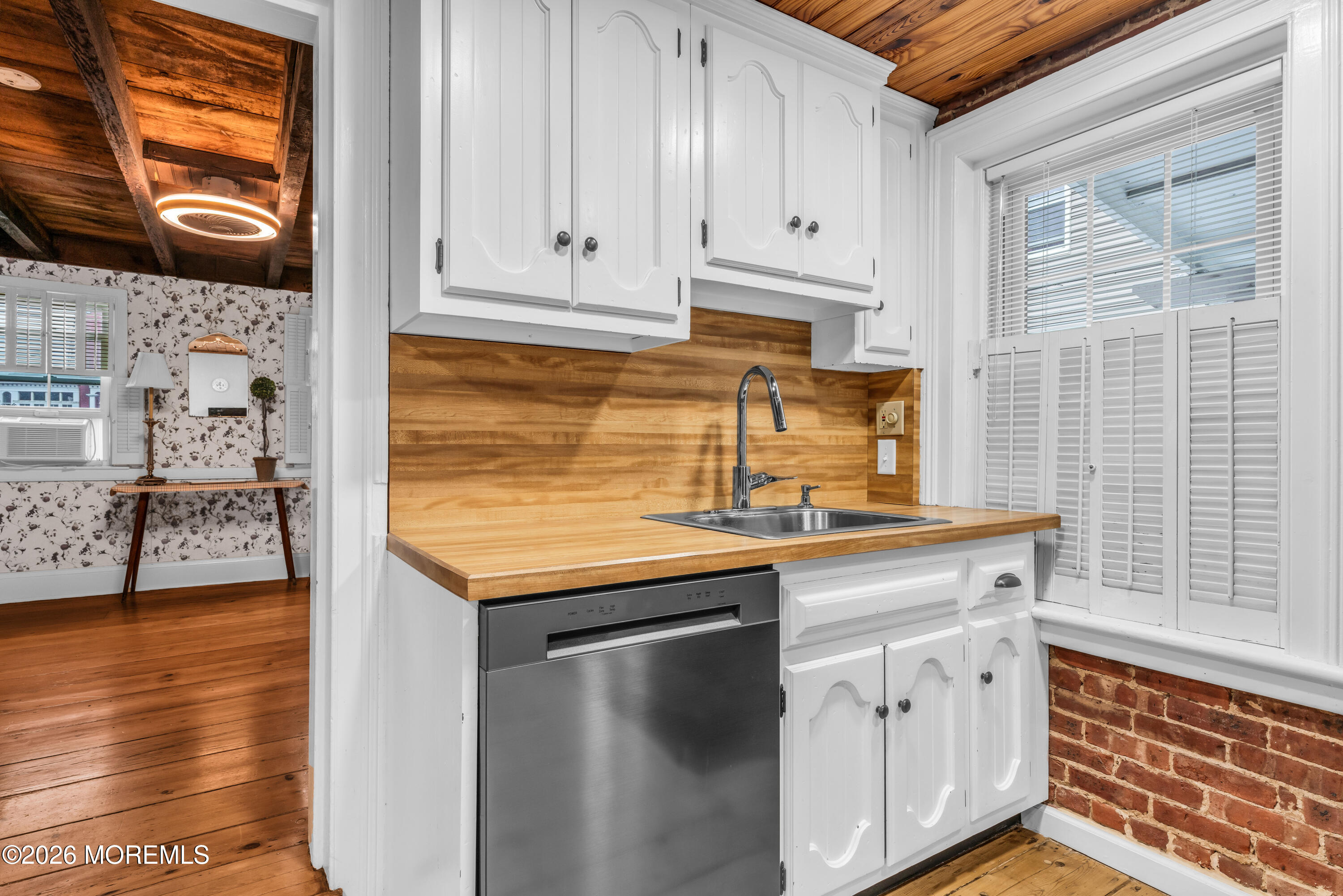 72 1st Street Keyport, NJ 07735 - Photo 12 of 31 print_quality-HOM02980