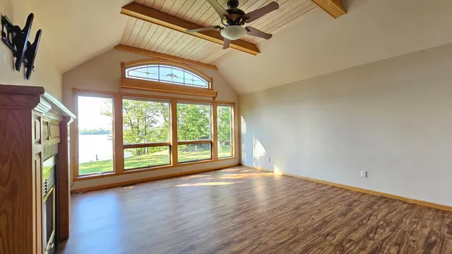 $899,900 | 50771 Good Oak Loop, Frazee, MN 56544