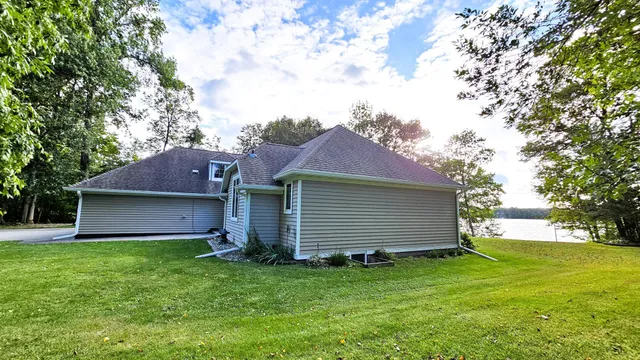 $899,900 | 50771 Good Oak Loop, Frazee, MN 56544