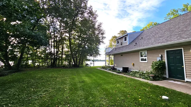 $899,900 | 50771 Good Oak Loop, Frazee, MN 56544